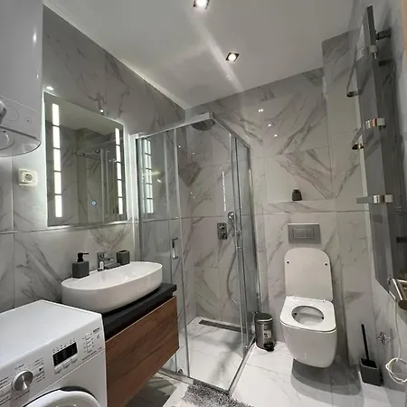 Balkan Hill 3 - Torg