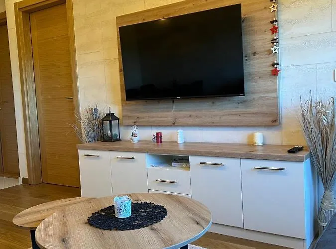 Balkan Hill 3 - Torg Apartman