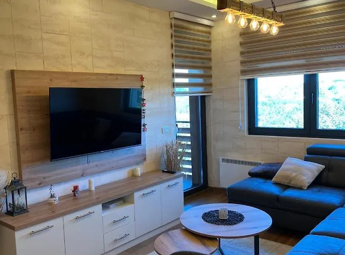 Balkan Hill 3 - Torg Apartman